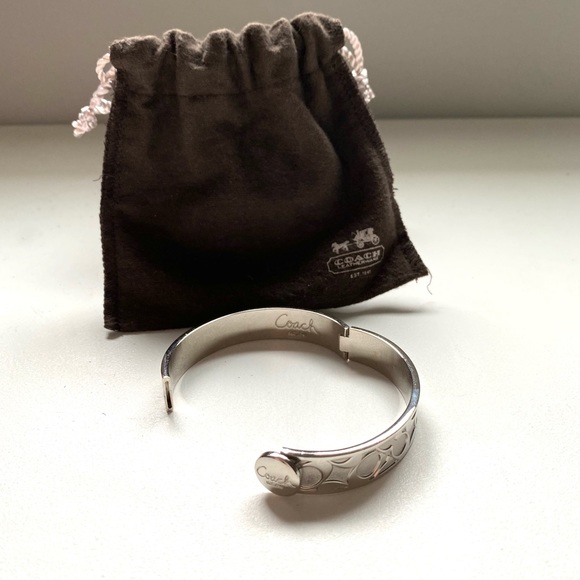Coach Bracelet - Picture 2 of 3